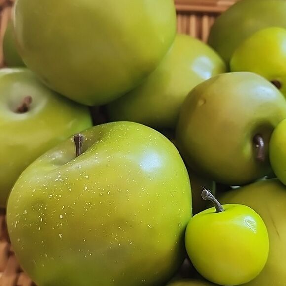 Realistic Green Apple Basket~Vase Filler - Picture 3 of 9